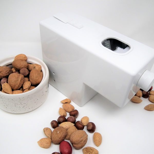 Automatic Nut Opener Machine